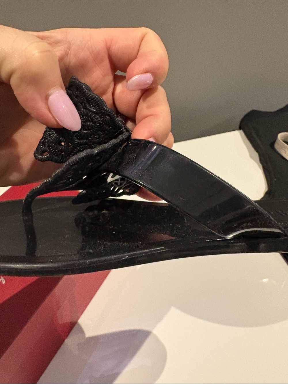 Salvatore Ferragamo Black Bow Jelly Thong Sandals - Picture 7 of 7